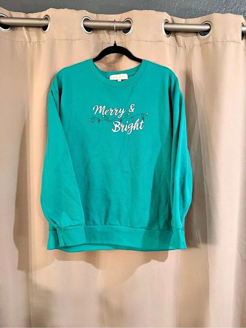 State of Mind Merry & Bright Green Sweatshirt